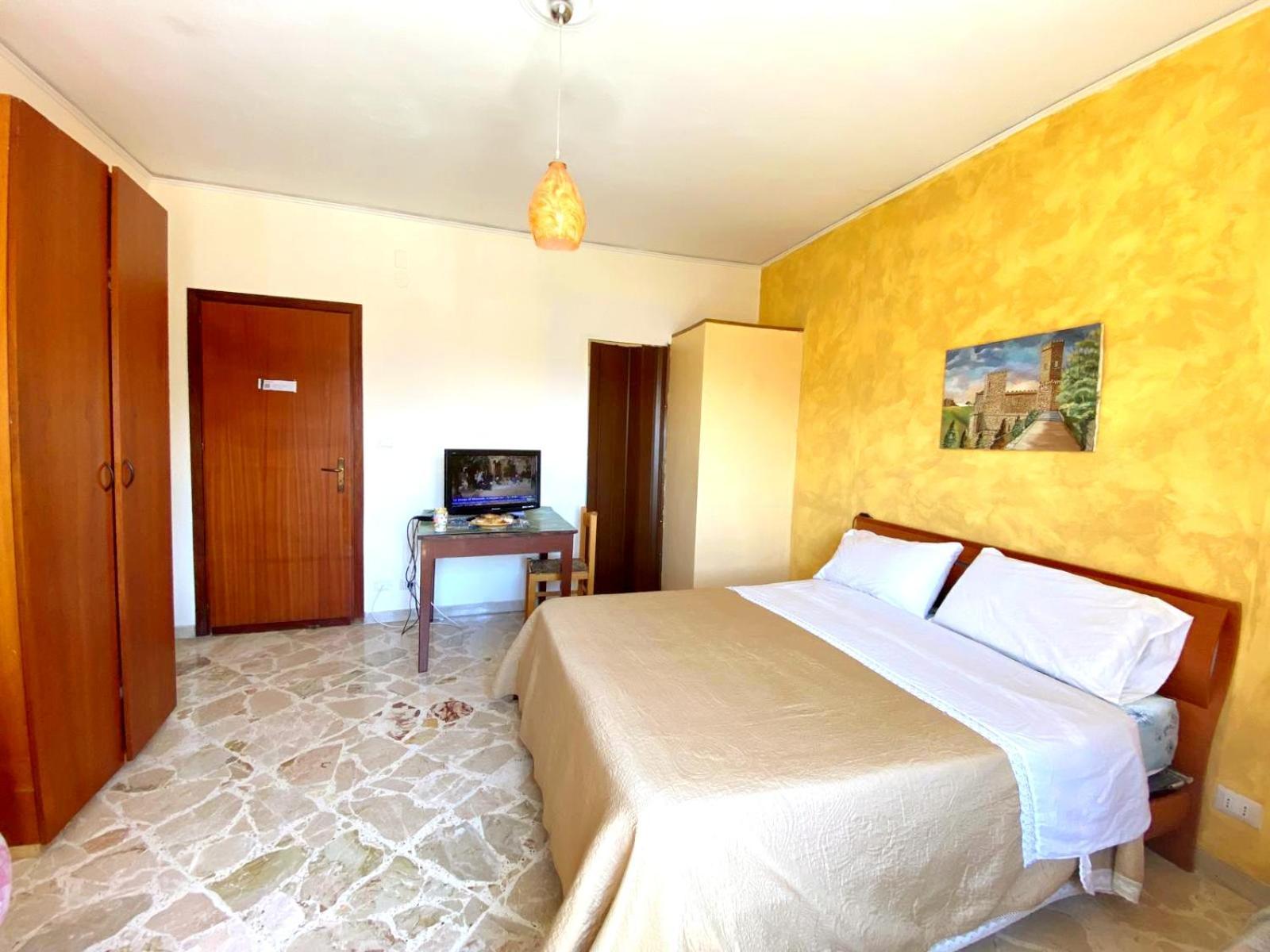 Apartment Di Nick Station *